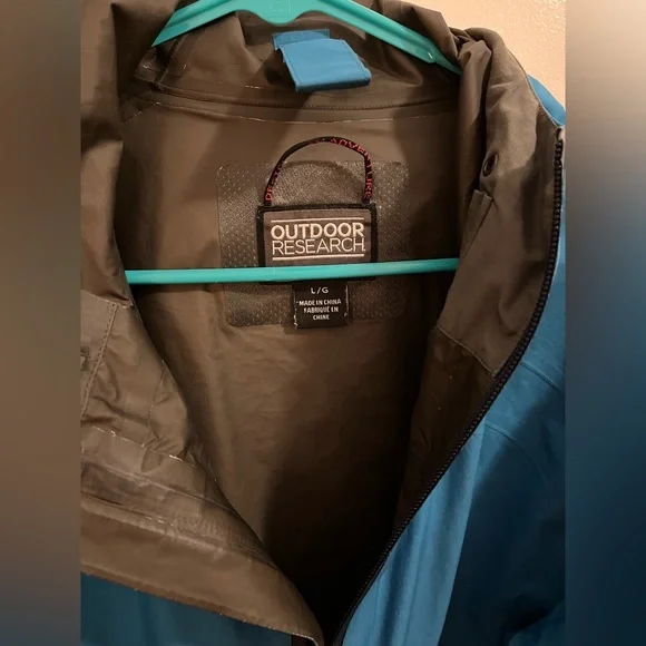 Outdoor Research Rain Jacket - Picture 4 of 4